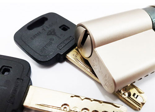 llave mt5 plus cerrajeros barcelona llave mt5 plus cerrajeros barcelona